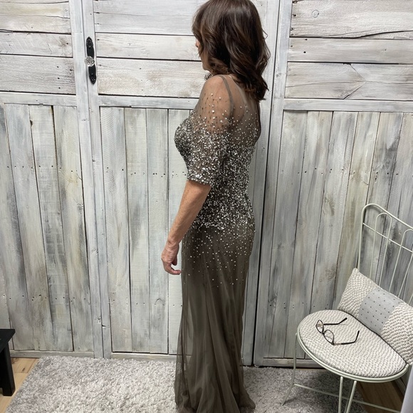 Mother of the bride dress - designer Adrianna Papell - Picture 2 of 6